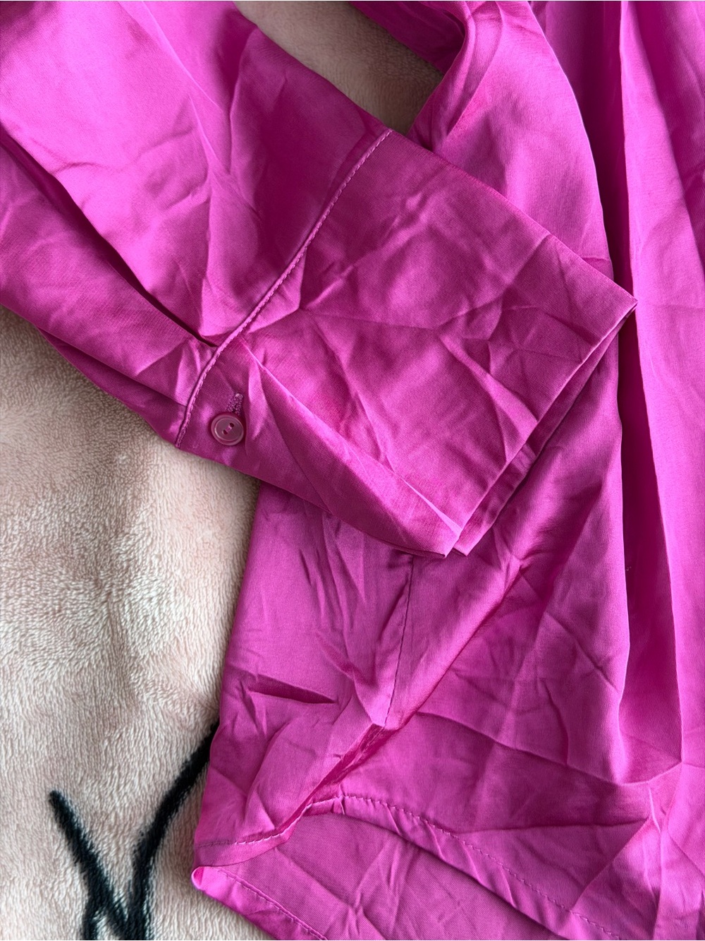Pink button down top - Picture 4 of 7